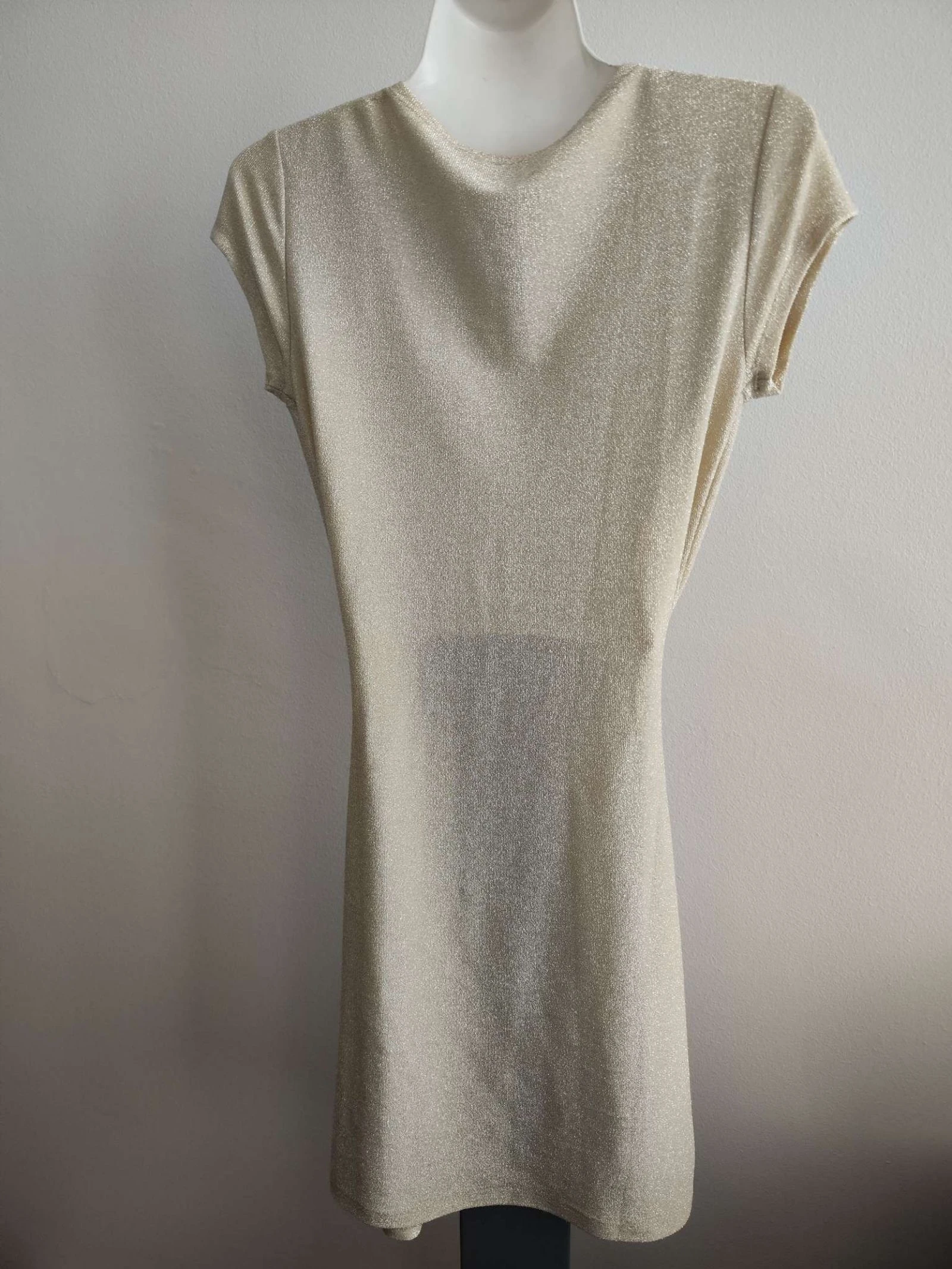 Gouden gedrapeerde jurk van Mango – photo 4